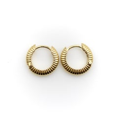 Vintage 14K Gold Ribbed Hoop Earrings