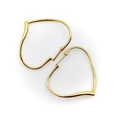 Oro de 18 quilates, Elsa Peretti para Tiffany & Co. Pendientes de aro corazón abierto