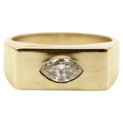 Signature-Siegelring aus 14-karätigem Gold mit Diamant im Marquise-Schliff
