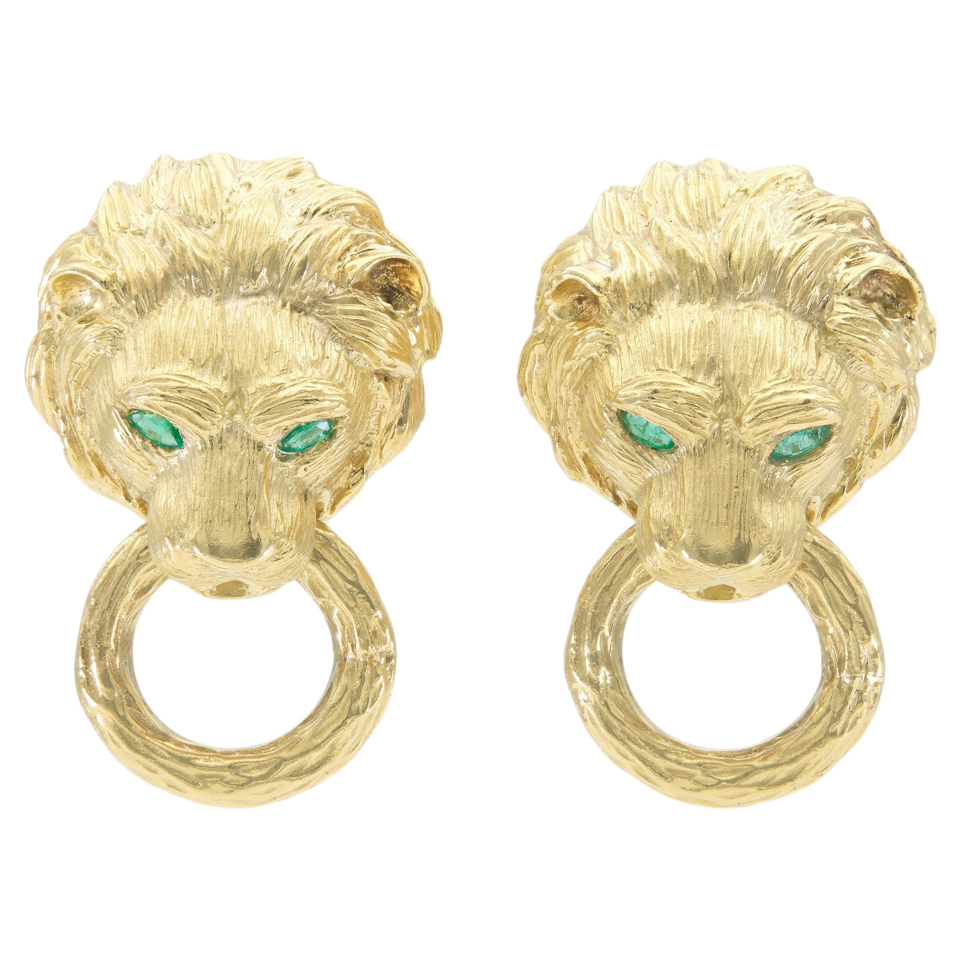 Pendientes vintage de Van Cleef & Arpels de los años 60 con forma de aldaba de cabeza de león
