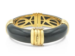 Vintage 1970s Van Cleef & Arpels Onyx Hinged Bangle Bracelet