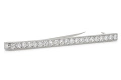 Antique Art Deco 1920s Tiffany & Co. 1.80 Carat Diamond Bar Pin