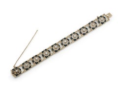 Pulsera antigua victoriana con flores de esmalte y diamantes