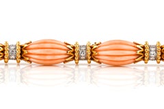 Bracelet français Van Cleef & Arpels en corail et diamants