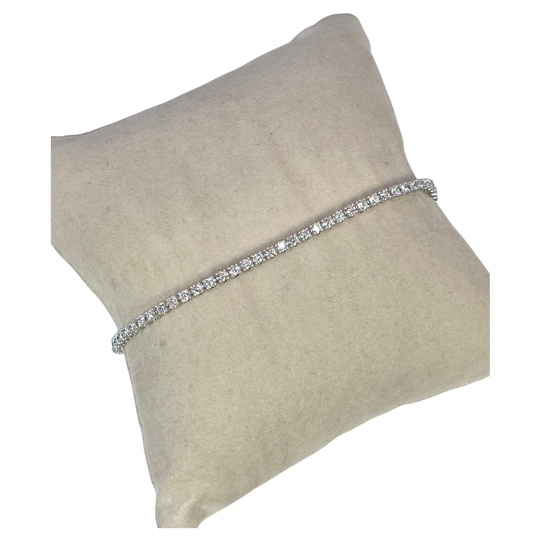 Bracciale tennis con diamanti in oro bianco 14KT 2,02ct