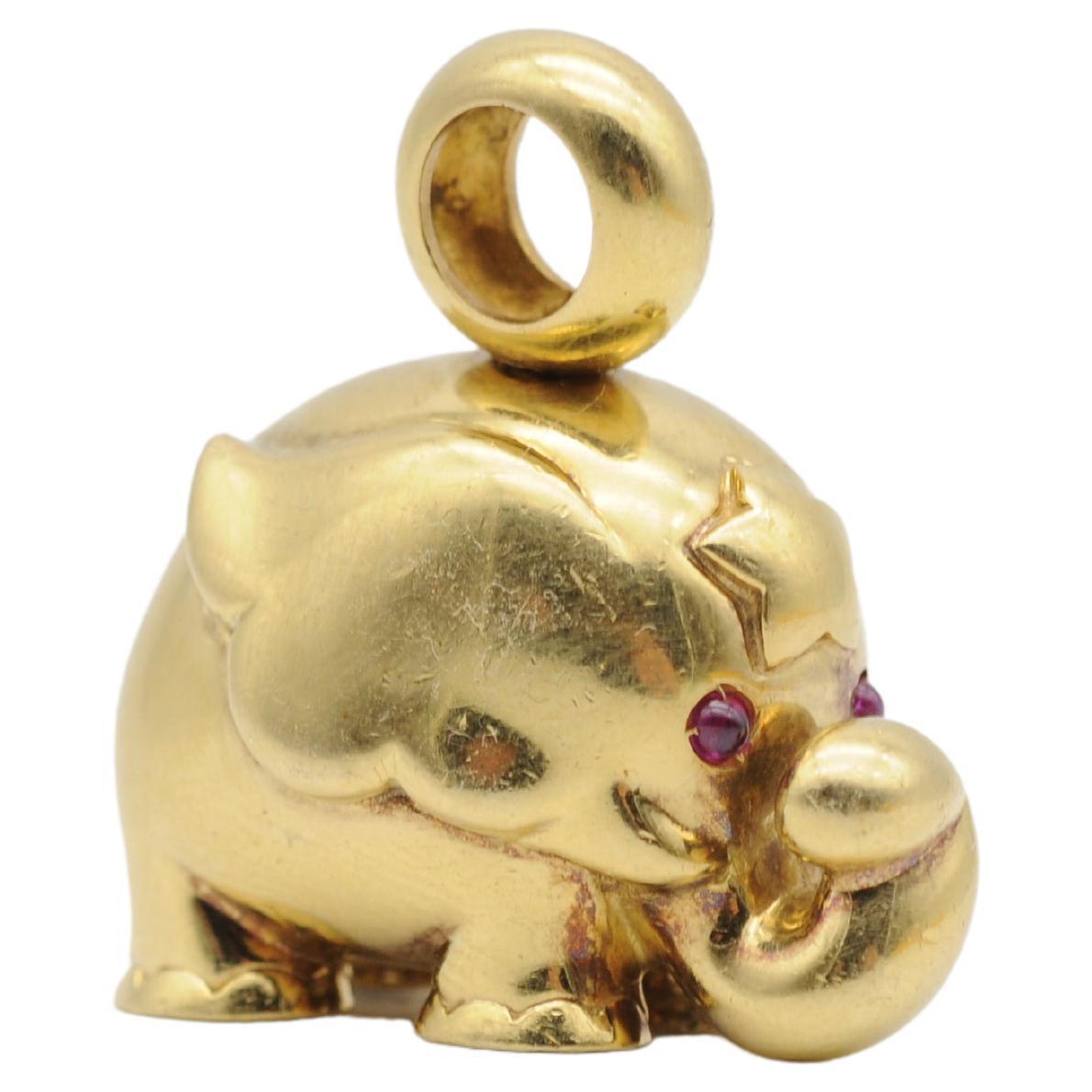 Women's or Men's Fancy Solid Elephant Pendant 18k Yellow Gold with Ruby For Sale
