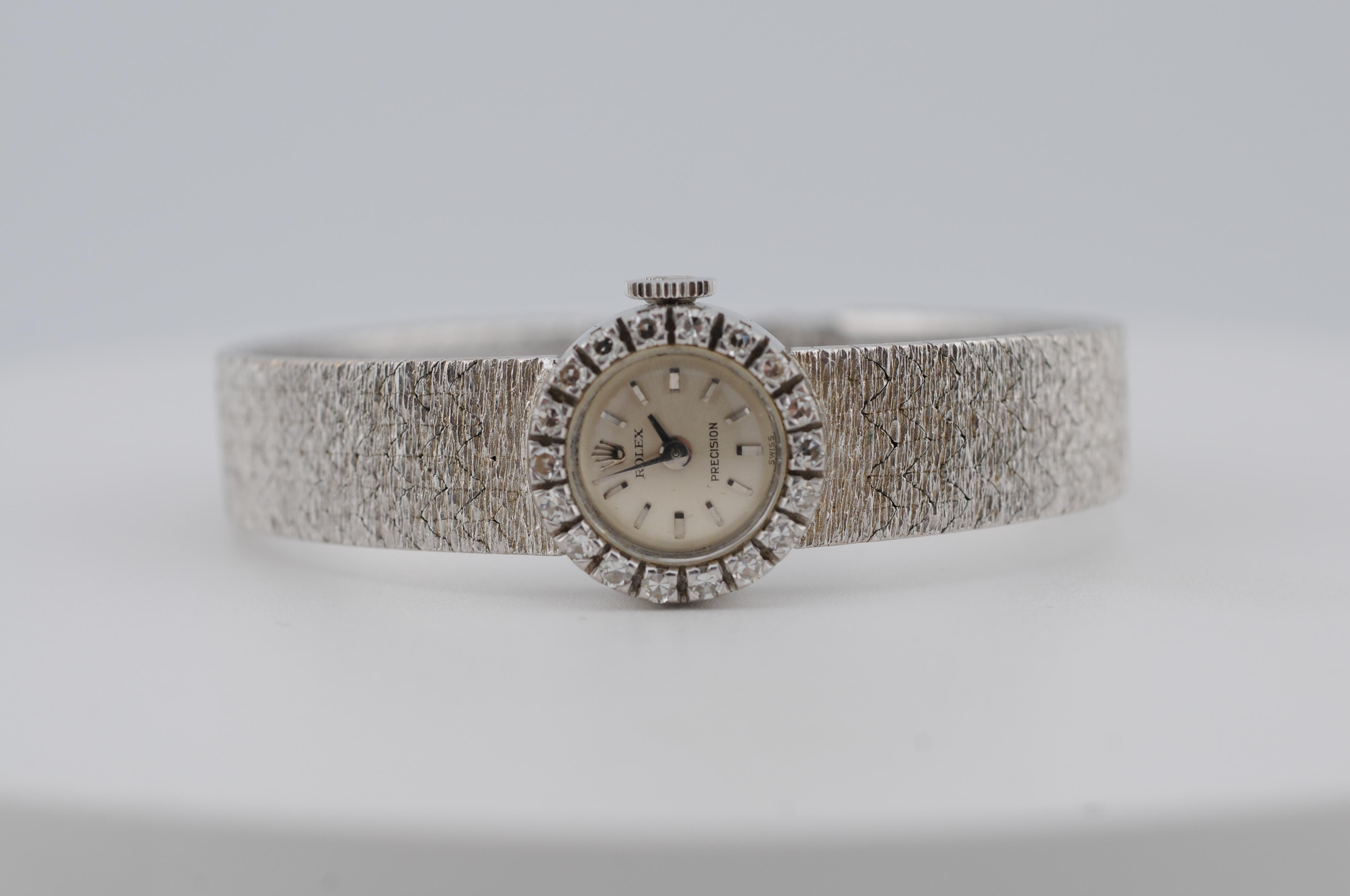 Rolex Präzisionsuhr in 18k Weißgold mit Diamantlünette Swiss Made (Ästhetizismus) im Angebot