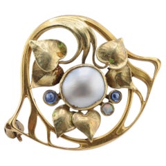 Broche Art nouveau, vers 1900, perle, saphir et opale, 9 g