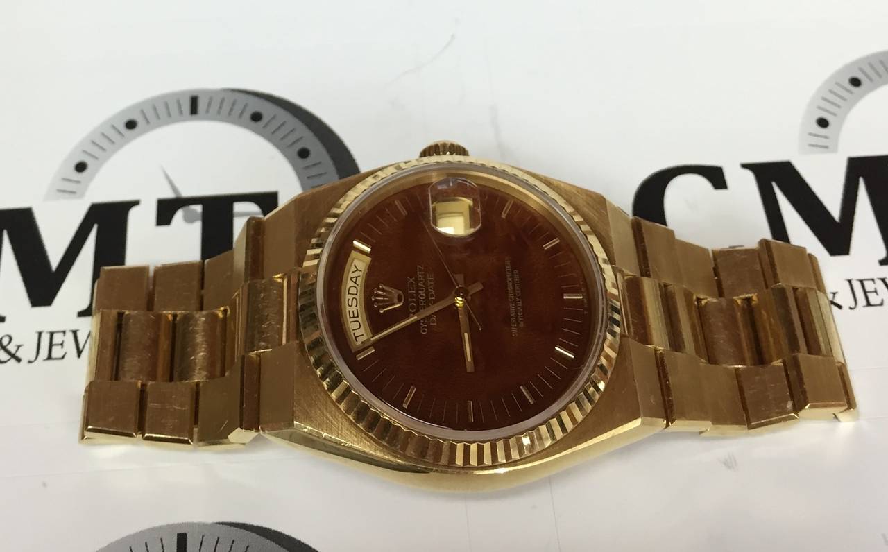 Rolex Yellow Gold Wood Dial OysterQuartz Day-Date Quartz Presidential Wristwatch 1