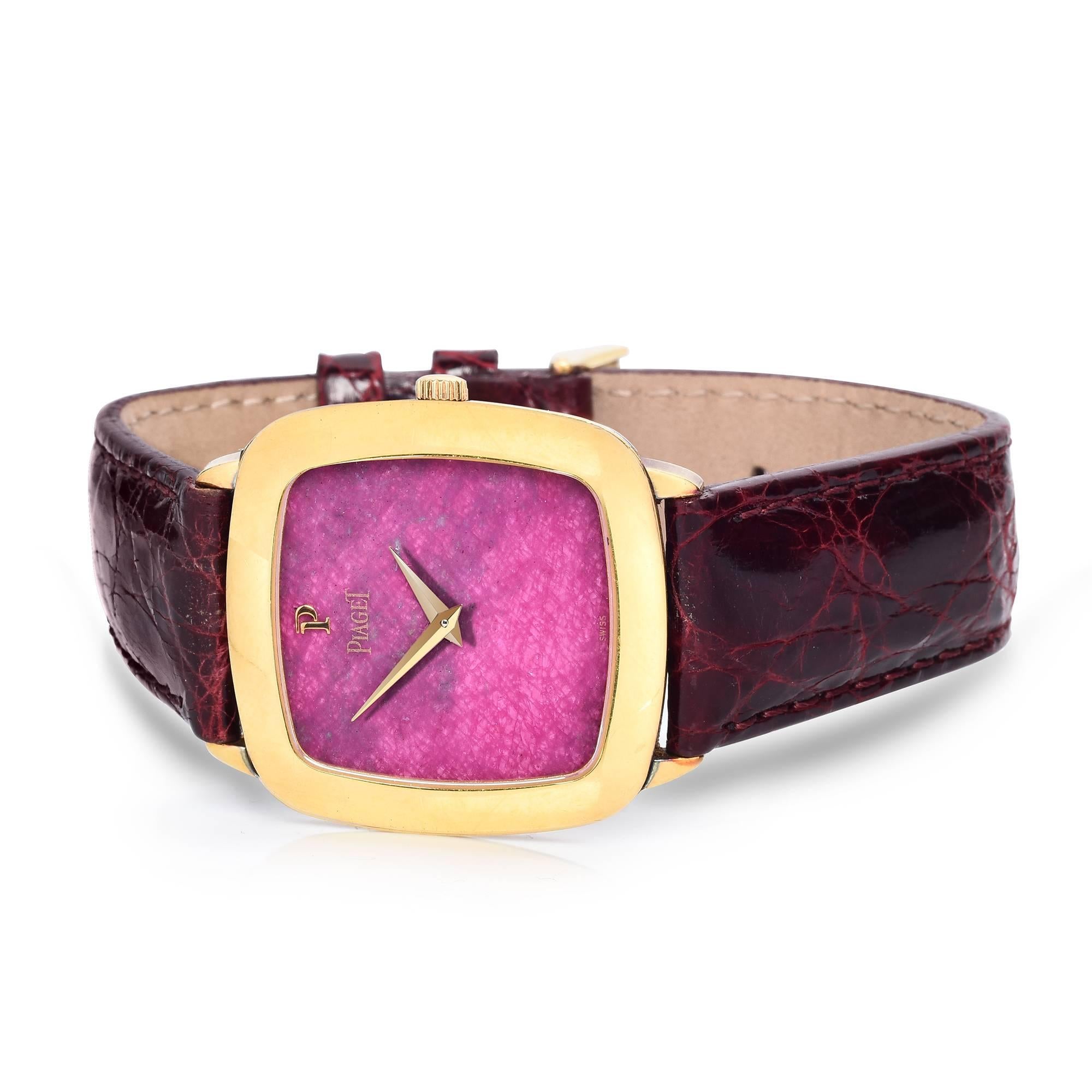 Piaget Vintage Gelbgold Rhodonit Zifferblatt Quarz-Armbanduhr im Zustand „Gut“ in New York, NY