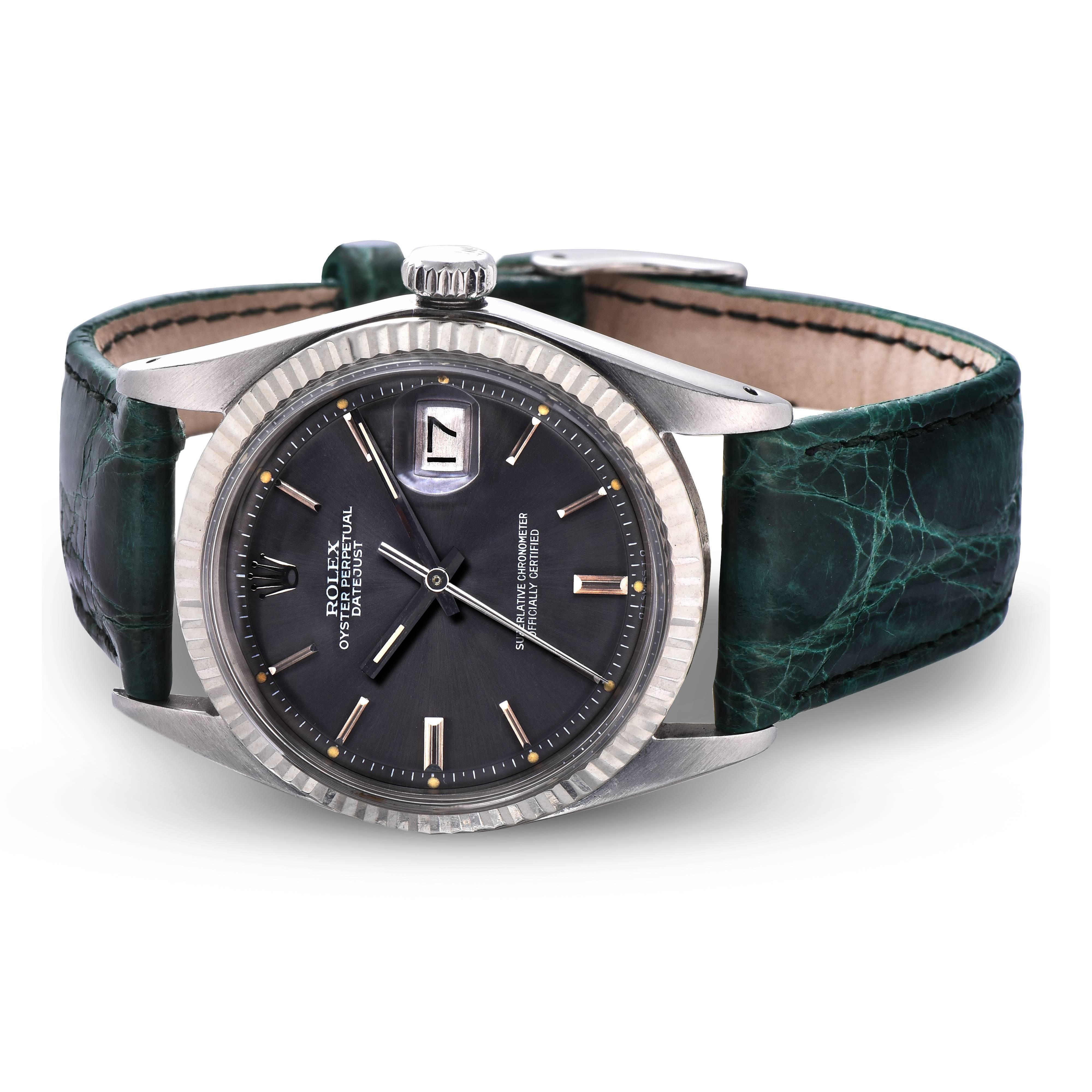 Rolex Vintage Oyster Perpetual SS/18K Datejust Automatic Watch In Excellent Condition In New York, NY