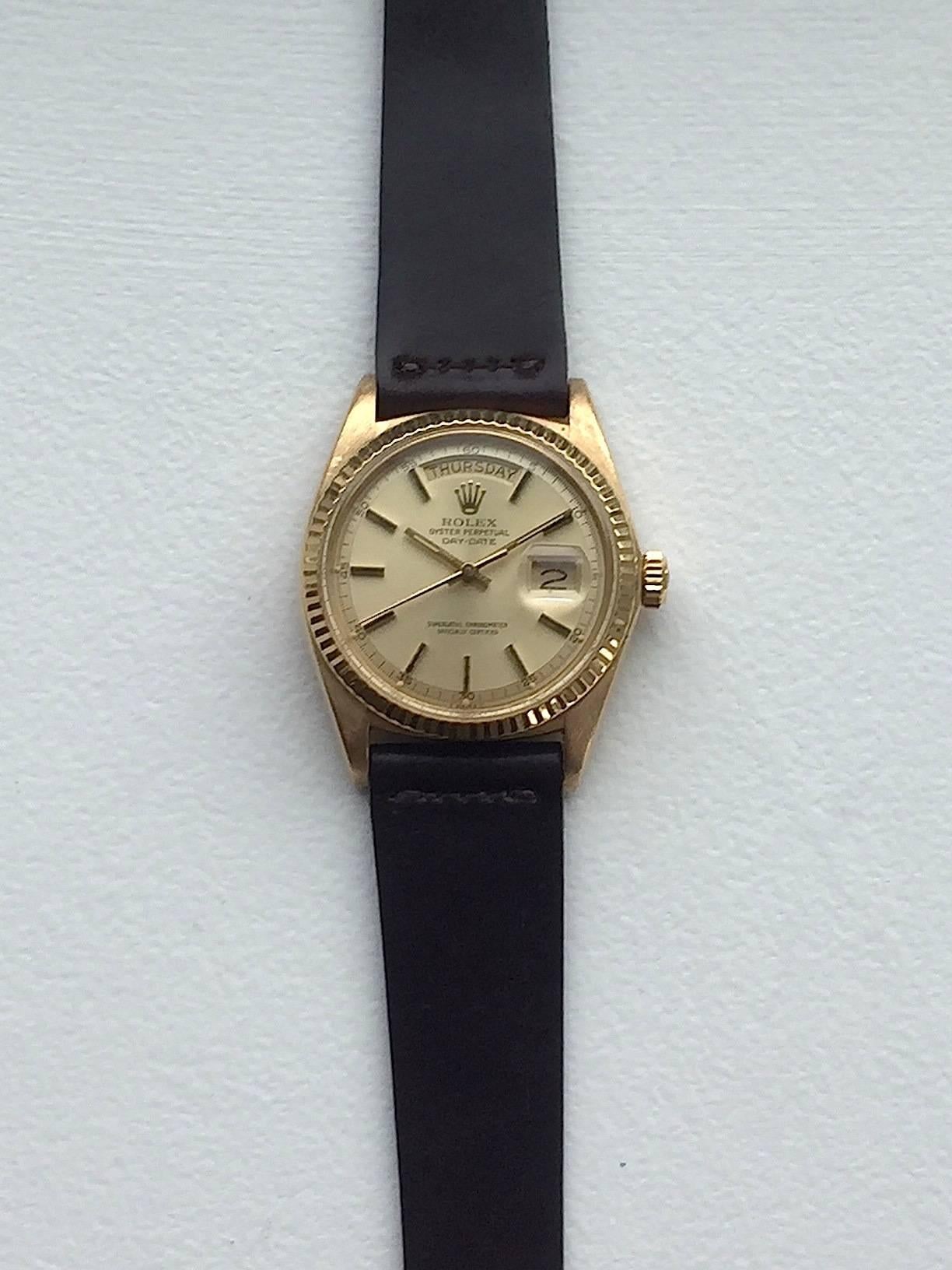 Rolex Yellow Gold Day Date Champagne Dial Automatic Wristwatch In Excellent Condition In New York, NY
