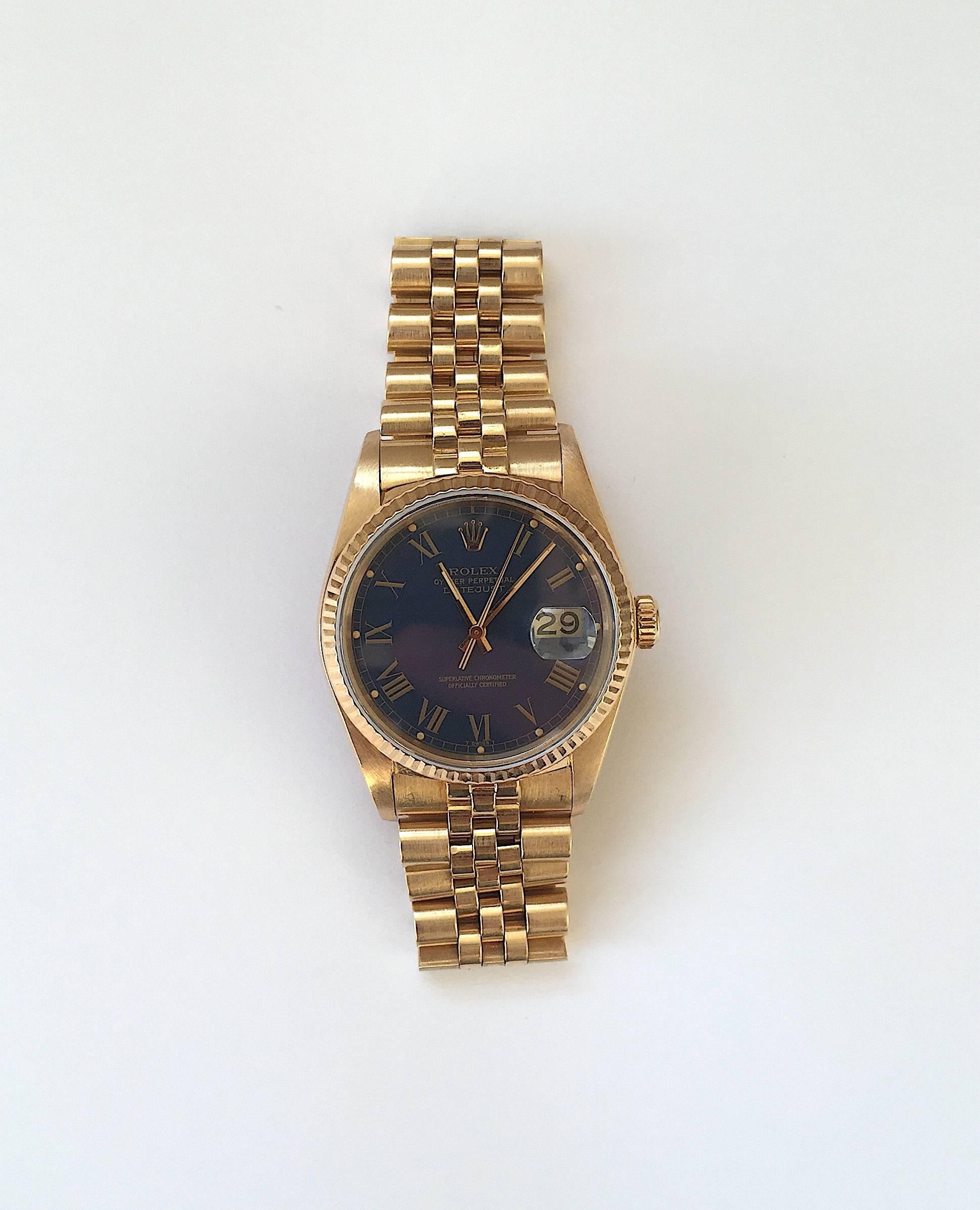 Rolex Yellow Gold Blue Buckley Dial Datejust Automatic Wristwatch, 1980s In Excellent Condition For Sale In New York, NY