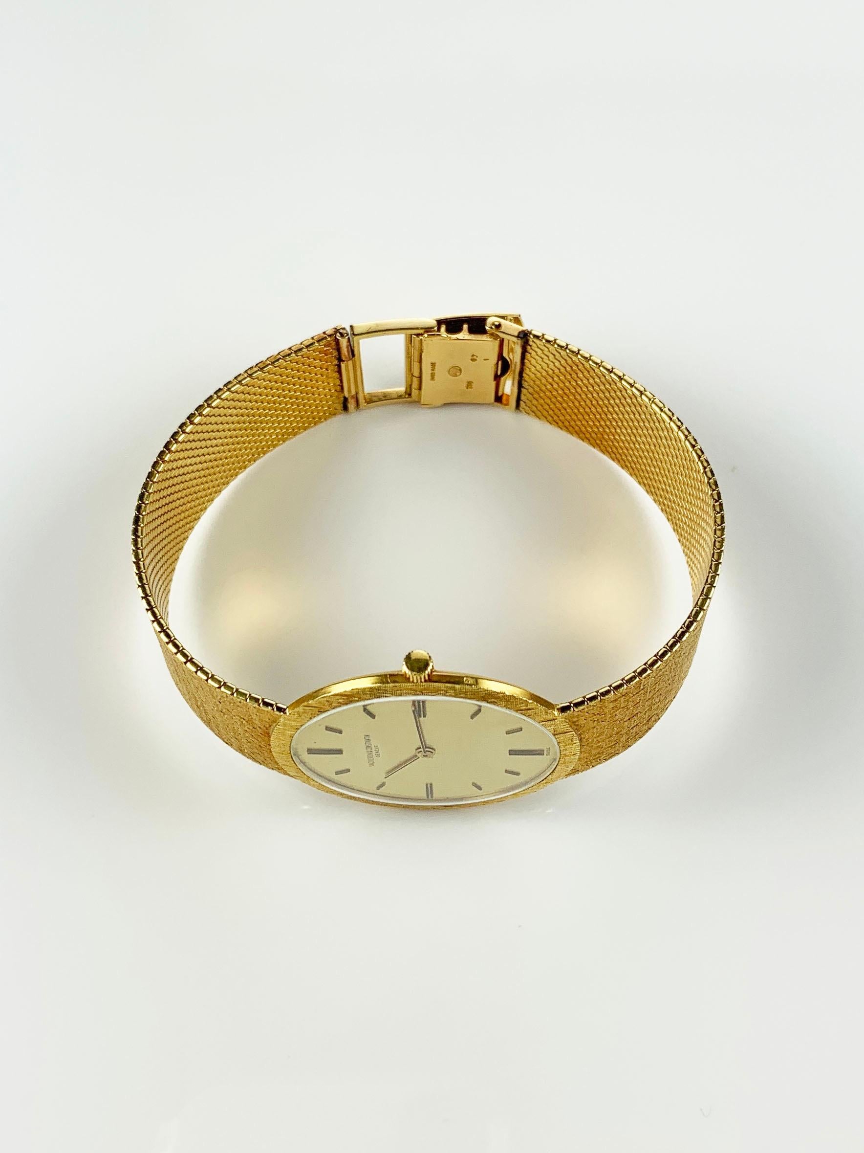 Vacheron Constantin 18 Karat Yellow Gold Ultra Thin Manual Wind Watch, 1960s For Sale 3