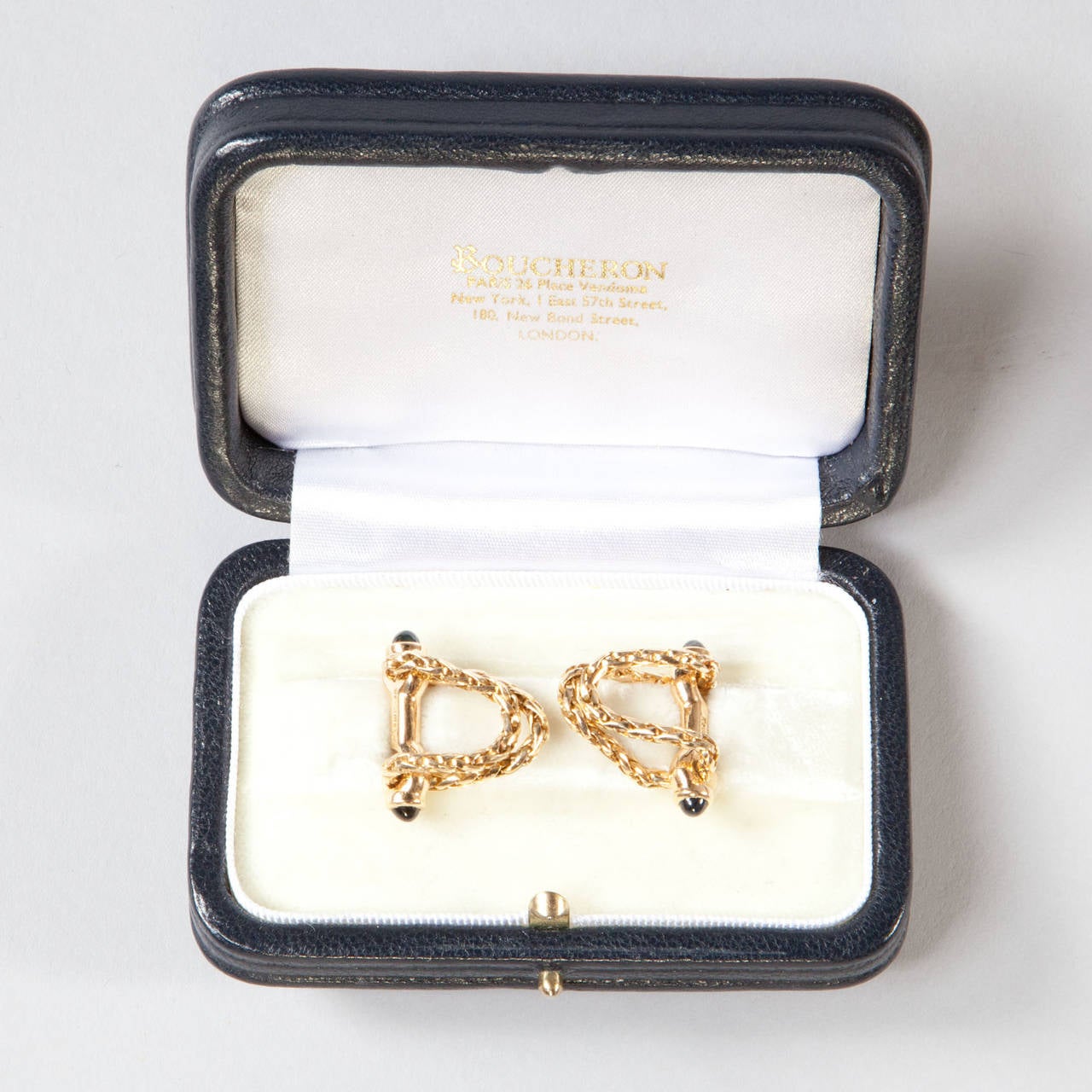 1970s Boucheron sapphire gold Stirrup cufflinks