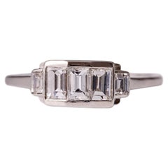 Anello Art Déco in oro bianco 18 carati con diamanti a baguette, Dahlgren & Co, Svezia 1939