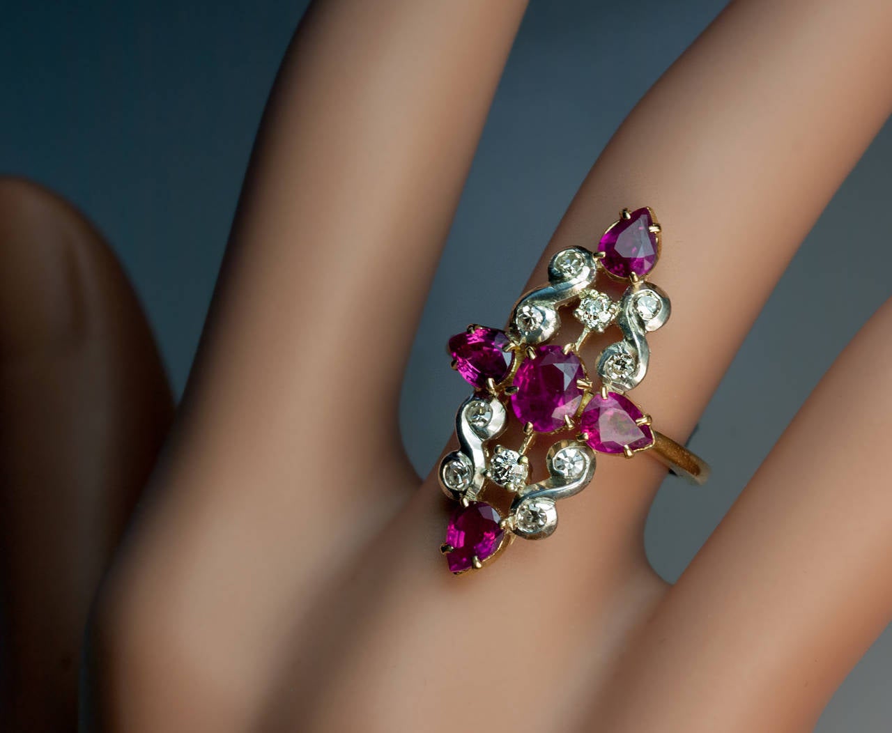 Women's Art Deco Ruby Diamond Gold Platinum Ring For Sale