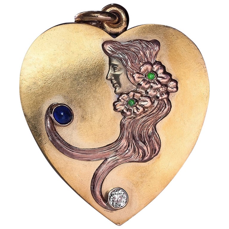 Art Nouveau Antique Russian Heart Shaped Sliding Locket For Sale