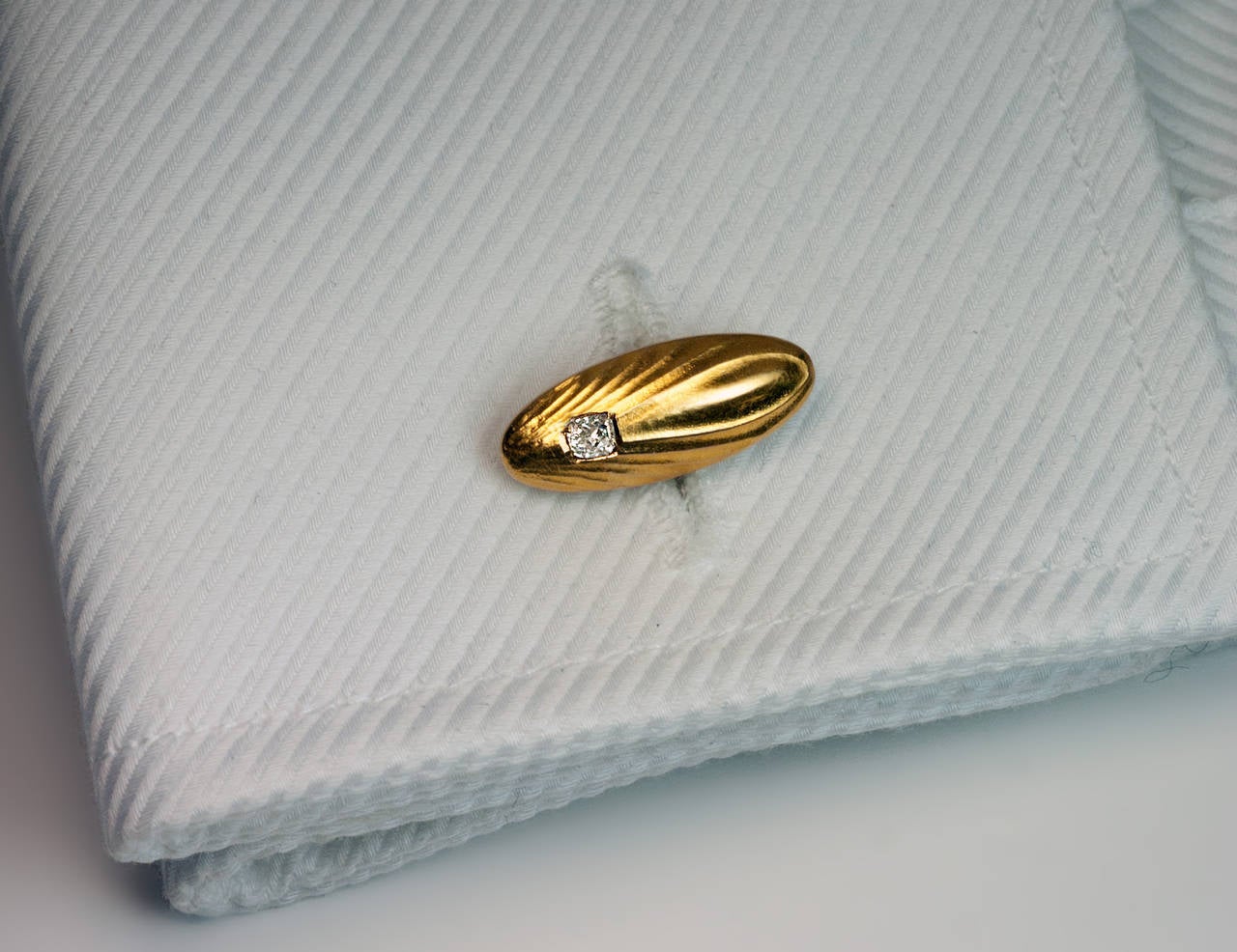 Manschettenknöpfe aus Gold mit Diamanten im Art déco-Stil