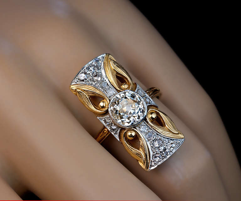 Art Nouveau Antique Diamond Platinum Gold Ring In Excellent Condition In Chicago, IL