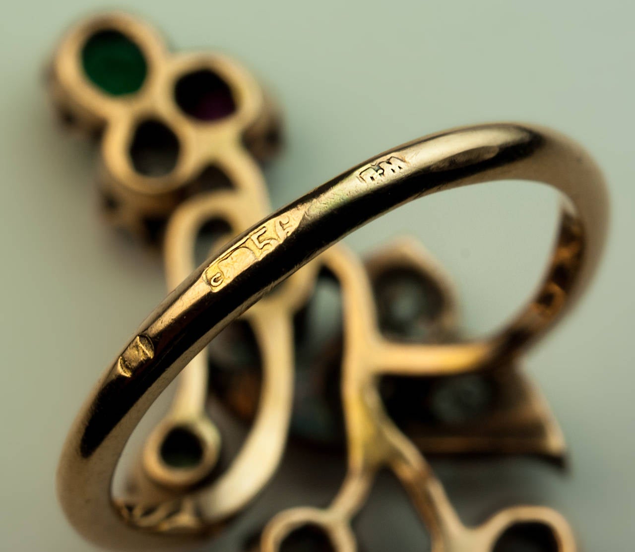 Art Nouveau Antique Gemstone Gold Ring 1