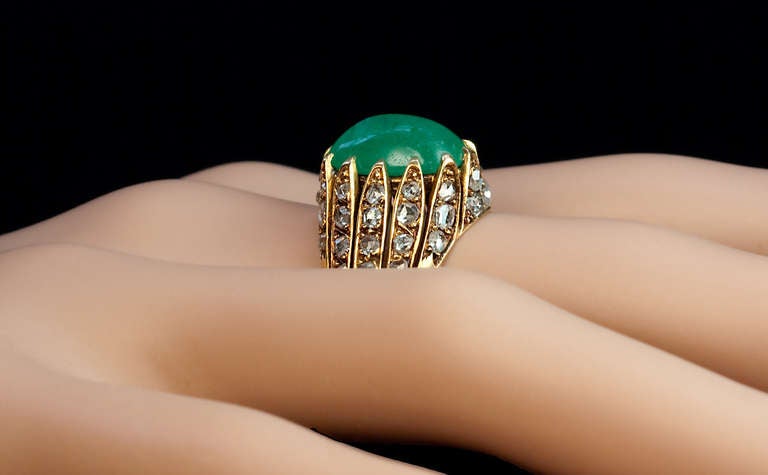 Women's Antique French Cabochon Emerald Rose Diamond Ring