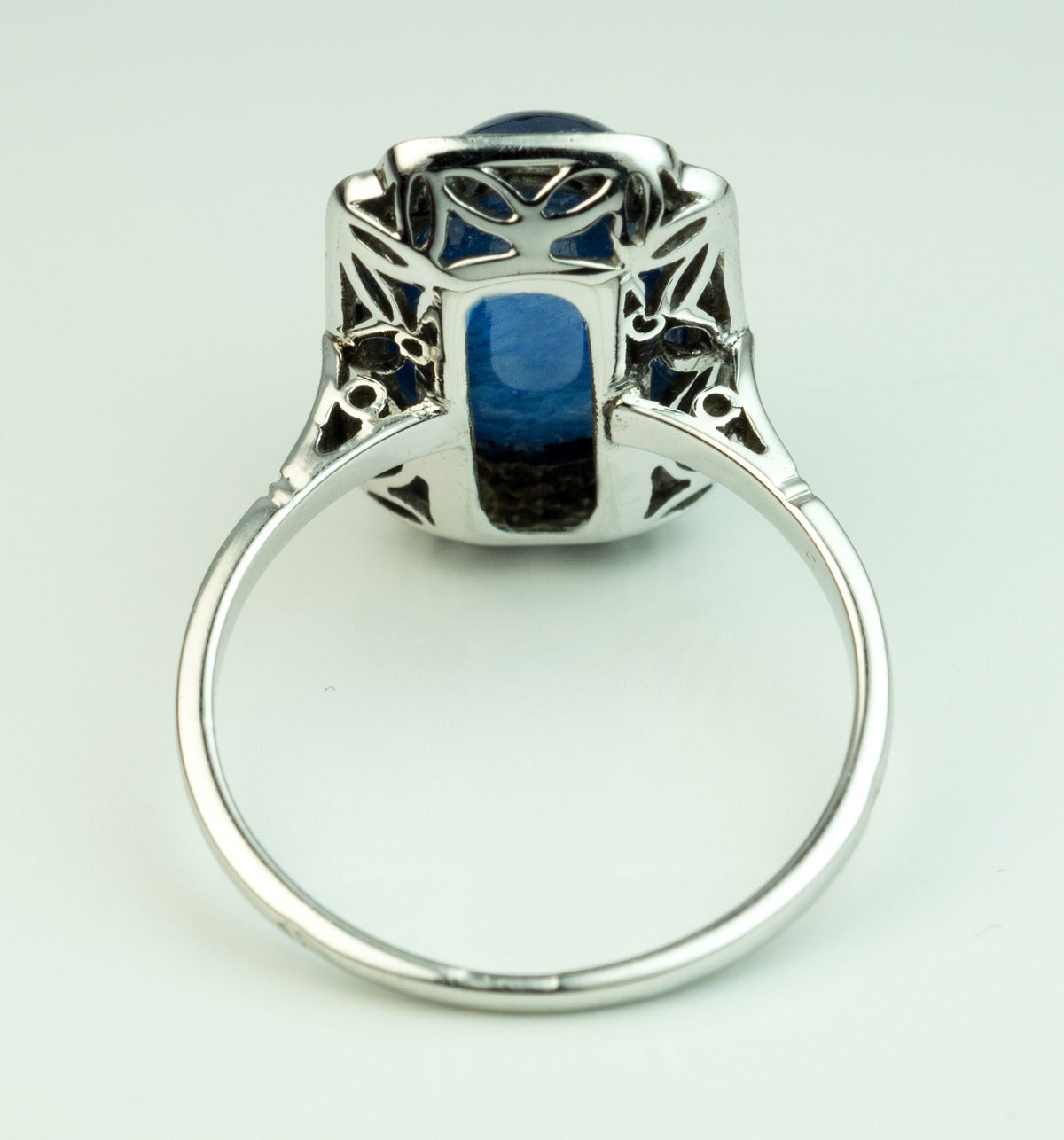 Art Deco French Cabochon Sapphire Gold Platinum Engagement Ring In Excellent Condition In Chicago, IL