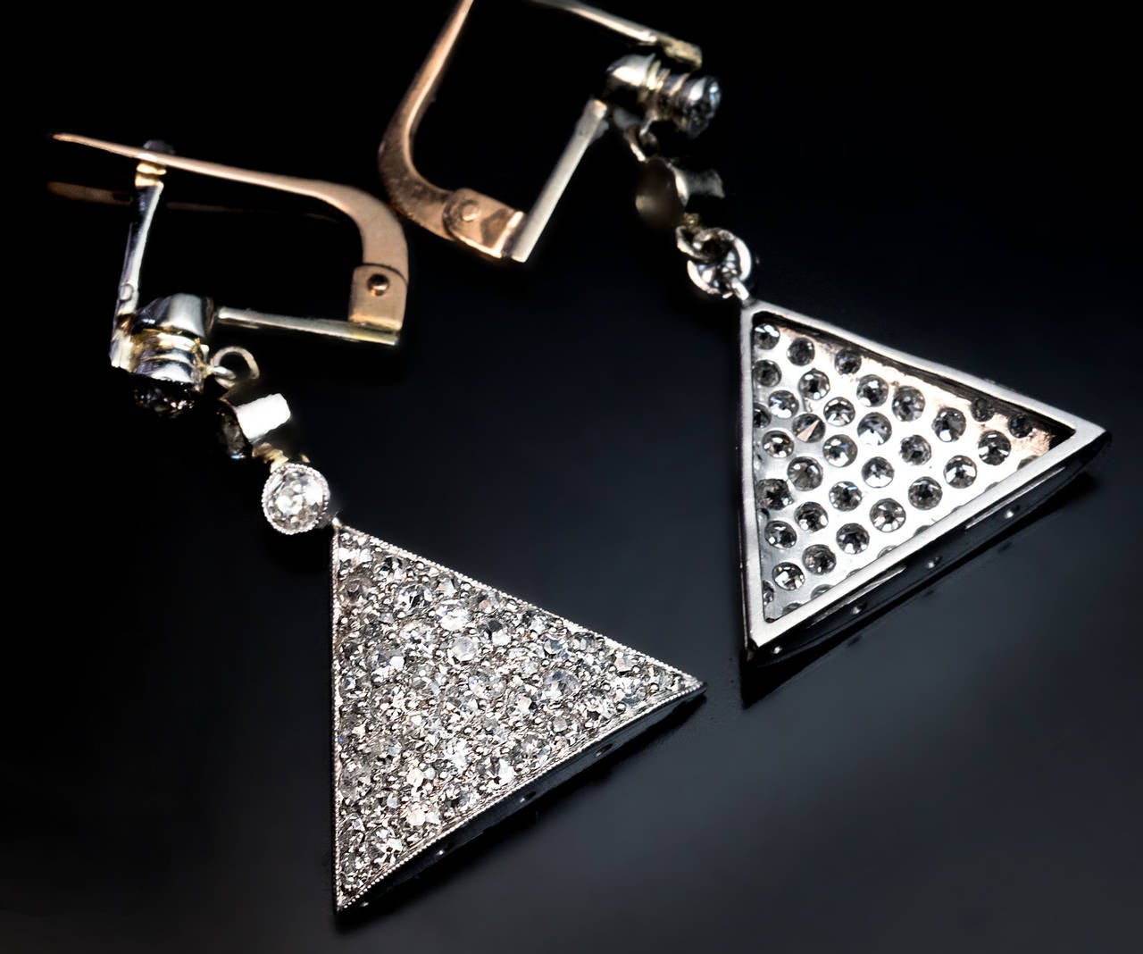 Antique Diamond Triangular Earrings In Excellent Condition For Sale In Chicago, IL