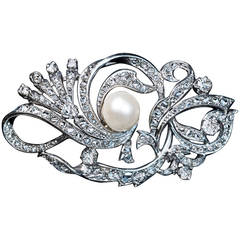 Pearl Diamond Platinum Brooch C1920