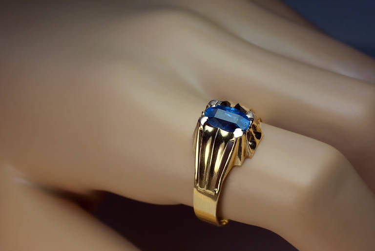 sapphire gold ring mens