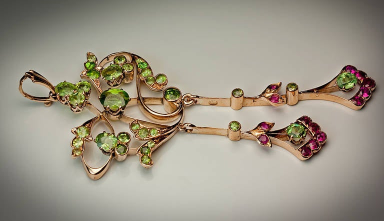 Women's Art Nouveau Russian Demantoid Ruby Gold Pendant