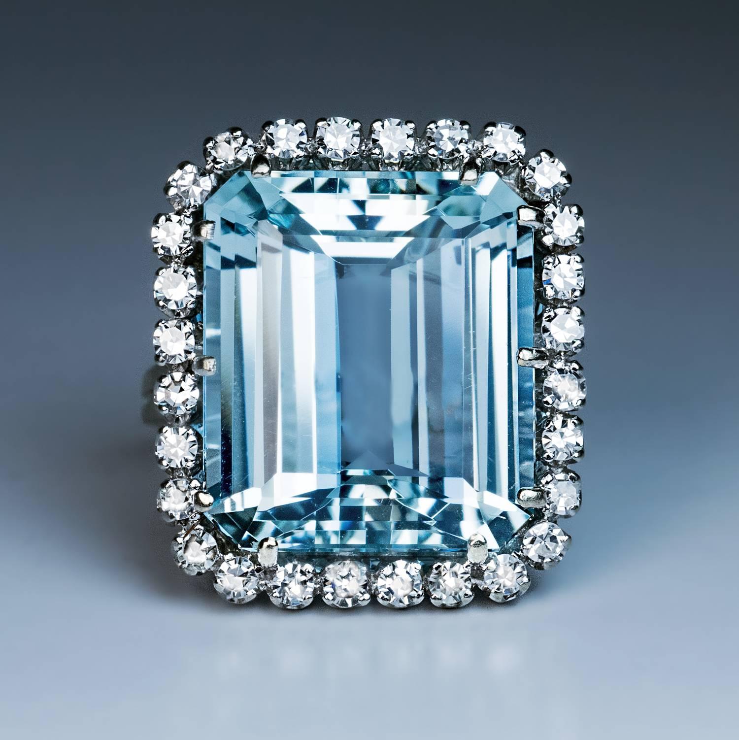 Women's 12.55 Carat Aquamarine Diamond Cluster Ring