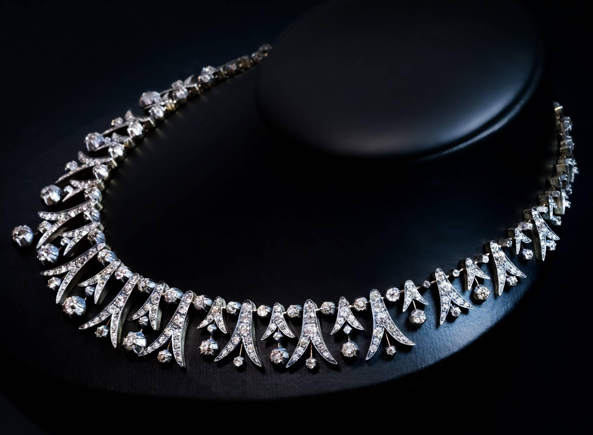 Women's 1900s 42 Carats Diamonds Fringe Necklace