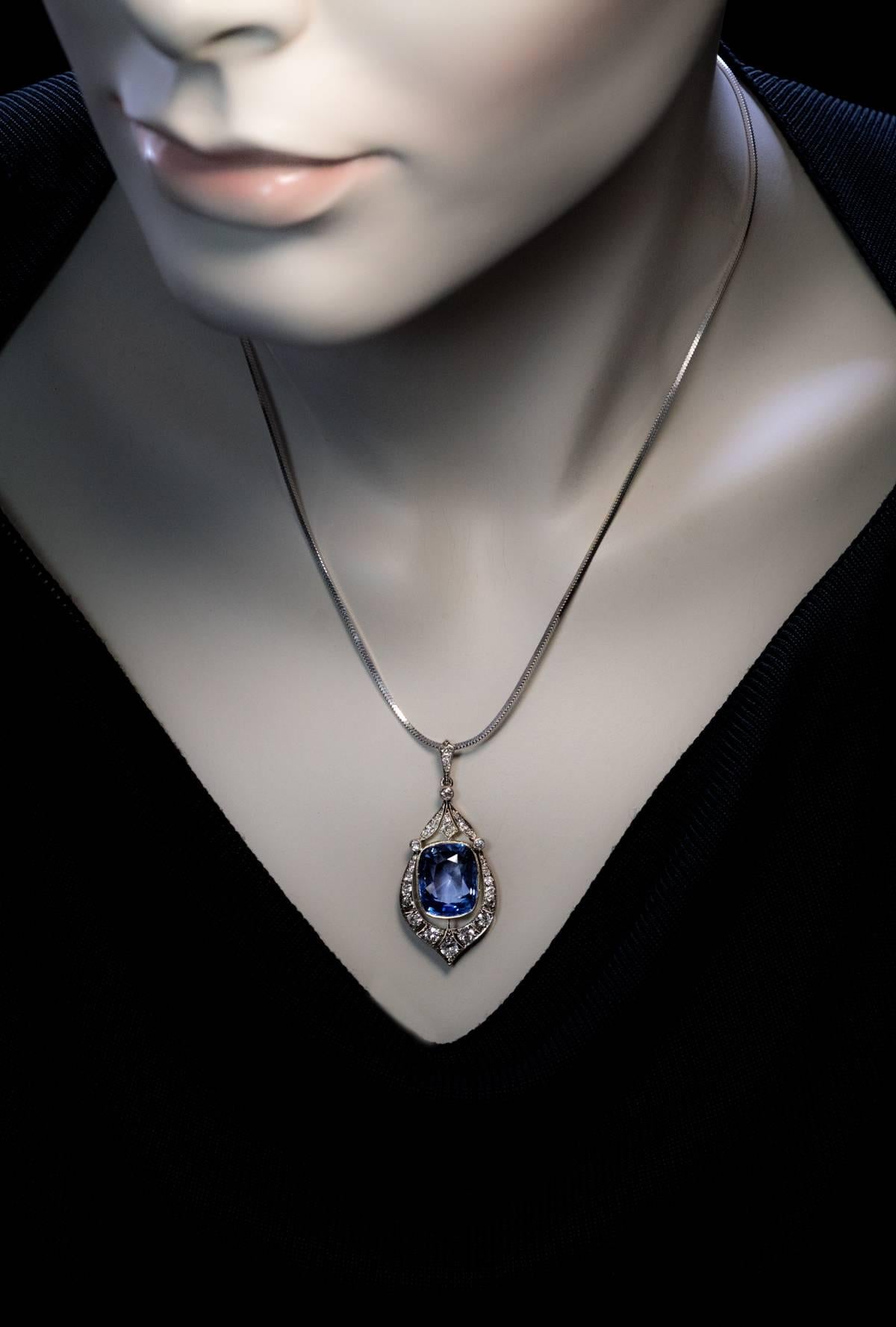 Women's Rare 12.47 Carat Natural Ceylon Sapphire Diamond Art Deco Pendant