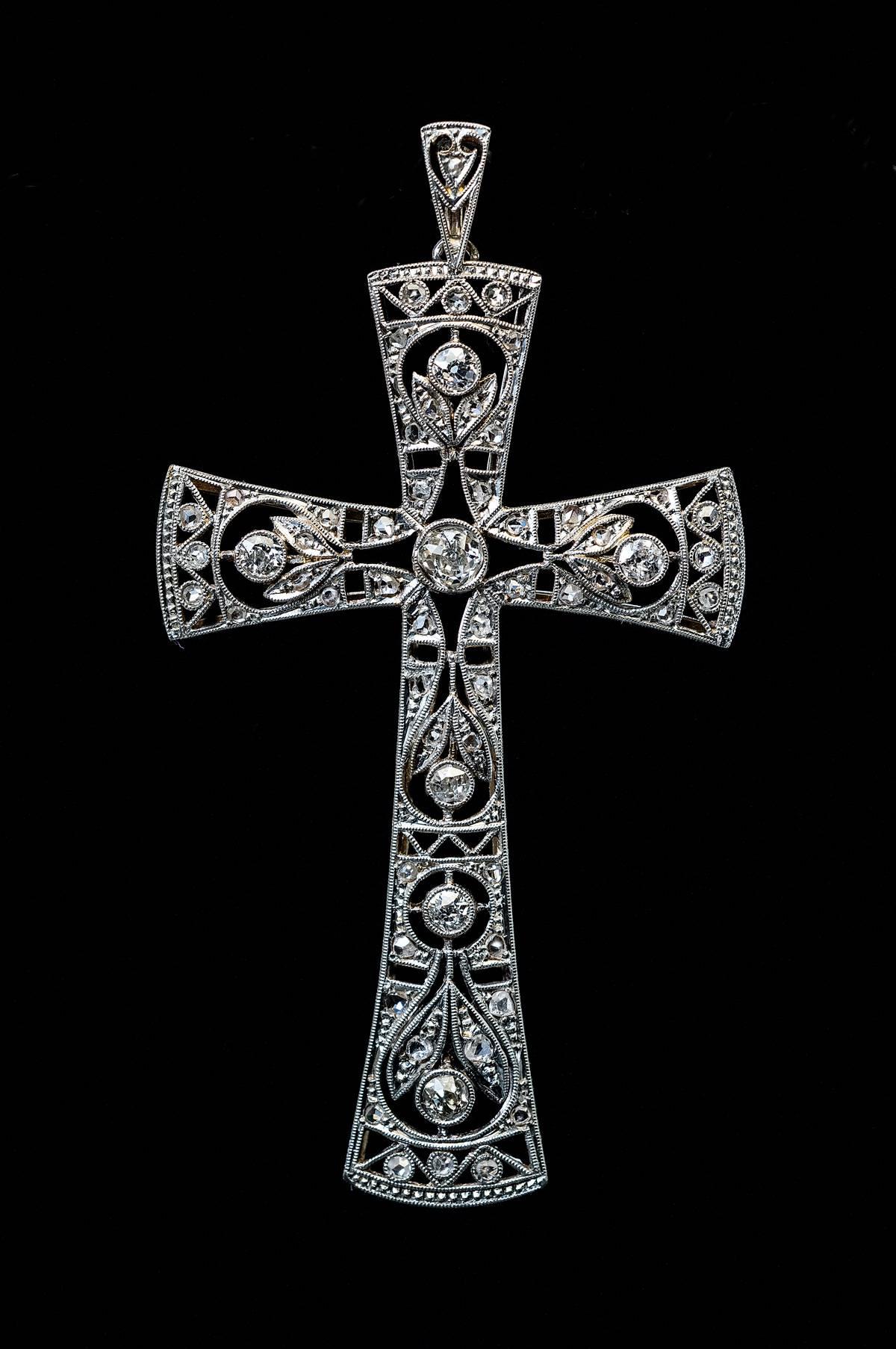 Edwardian Large Antique Openwork Diamond Platinum Cross Pendant