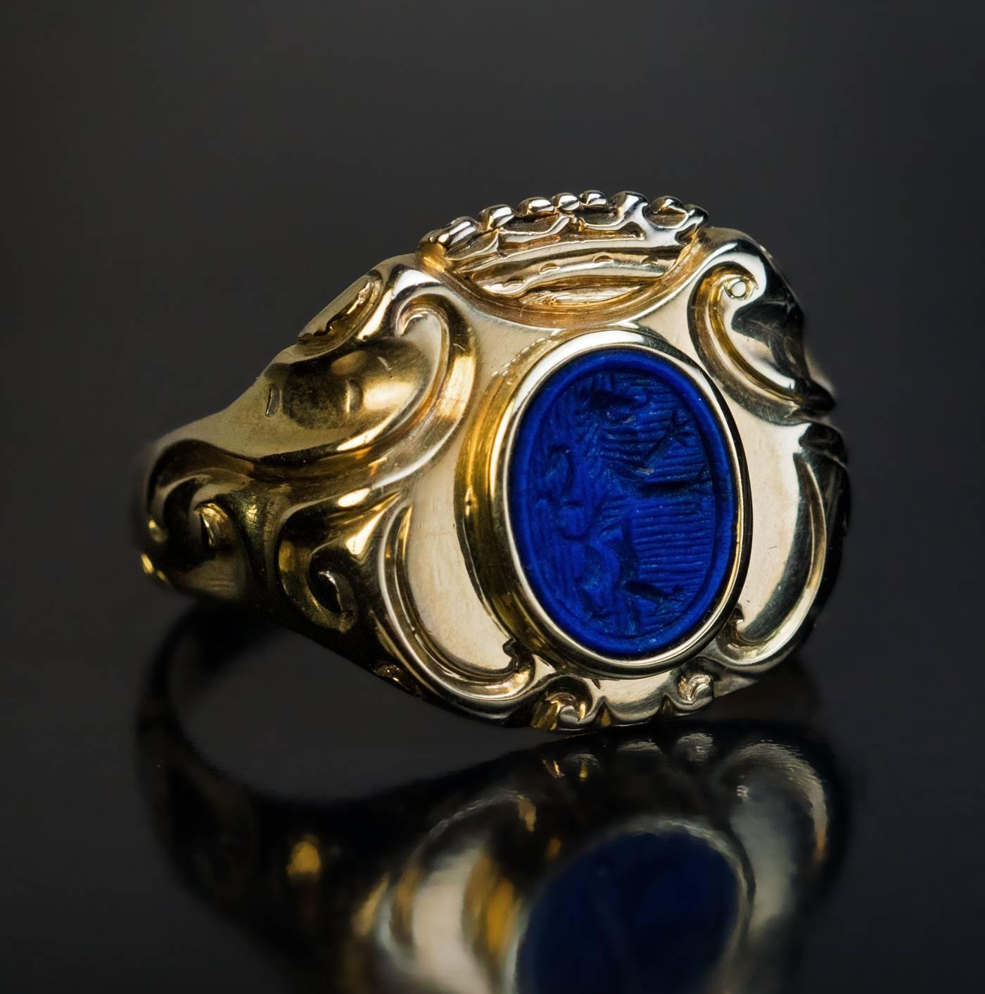 Victorian 19th Century Antique Lapis Gold Armorial Signet Ring