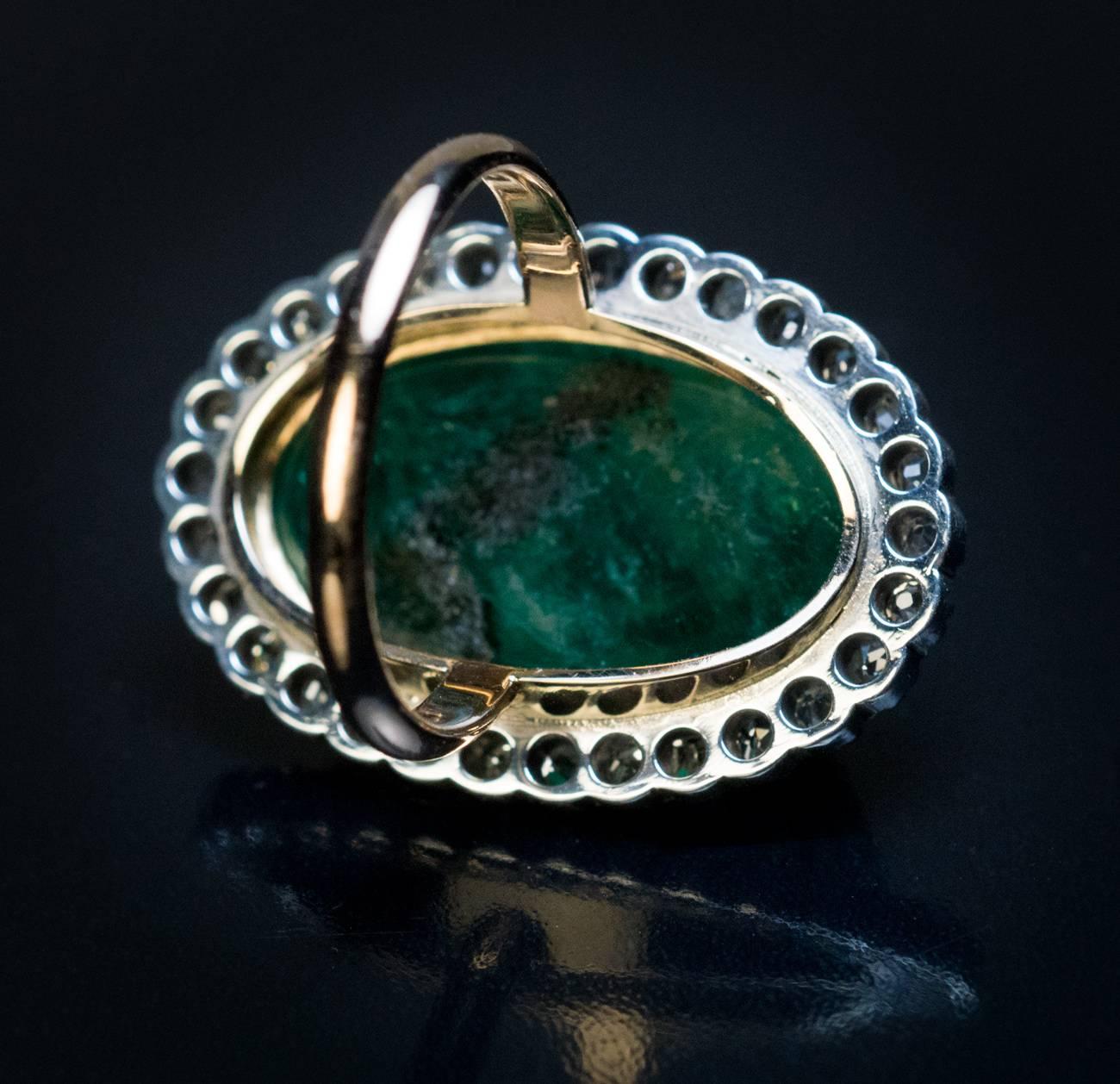 Women's or Men's Antique 19 Carat Cabochon Cut Emerald  Diamond Ring For Sale