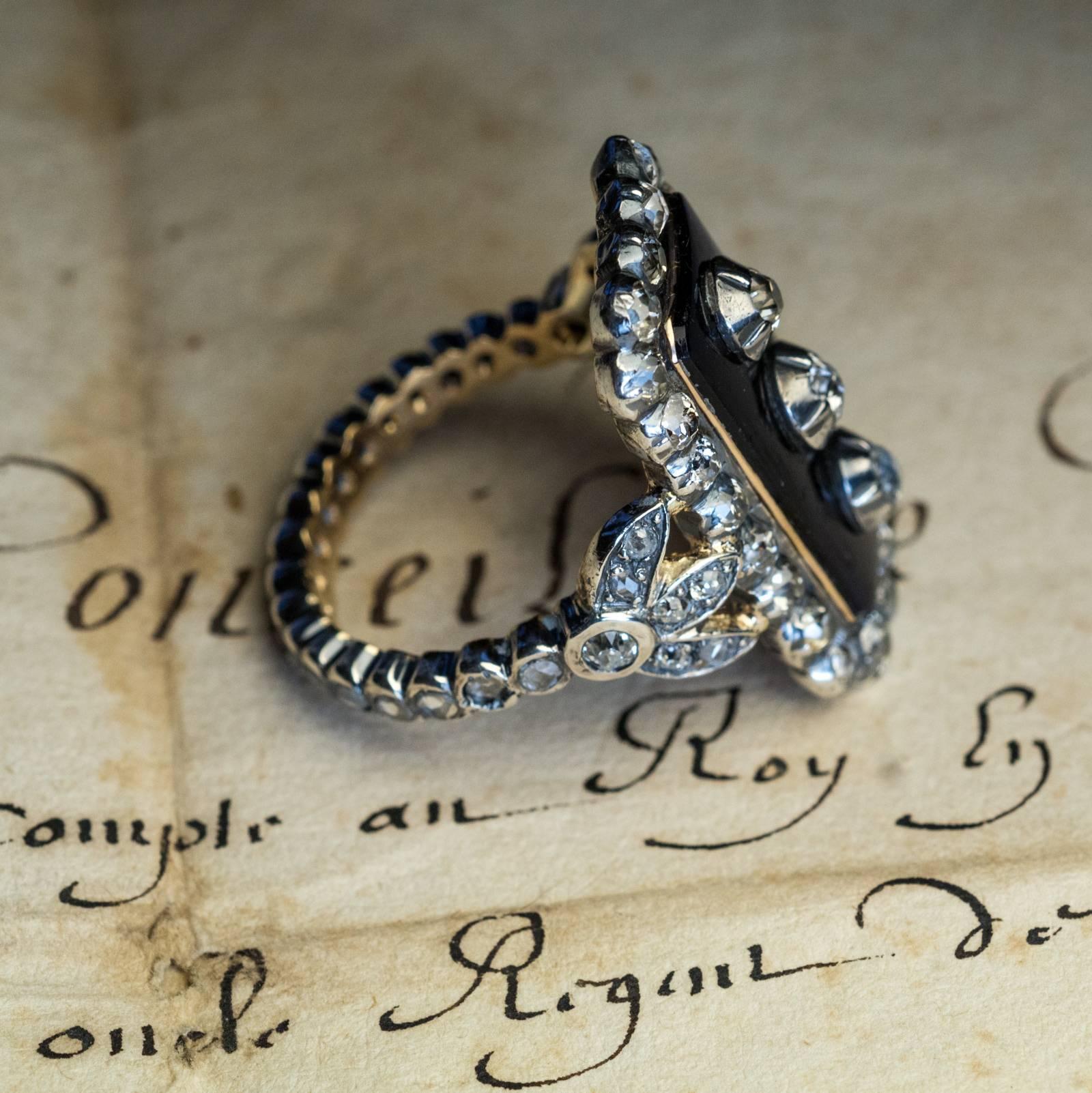 Antiguo Anillo Unisex de Diamantes de Cristal Azul de la Era Georgiana Georgiano en venta