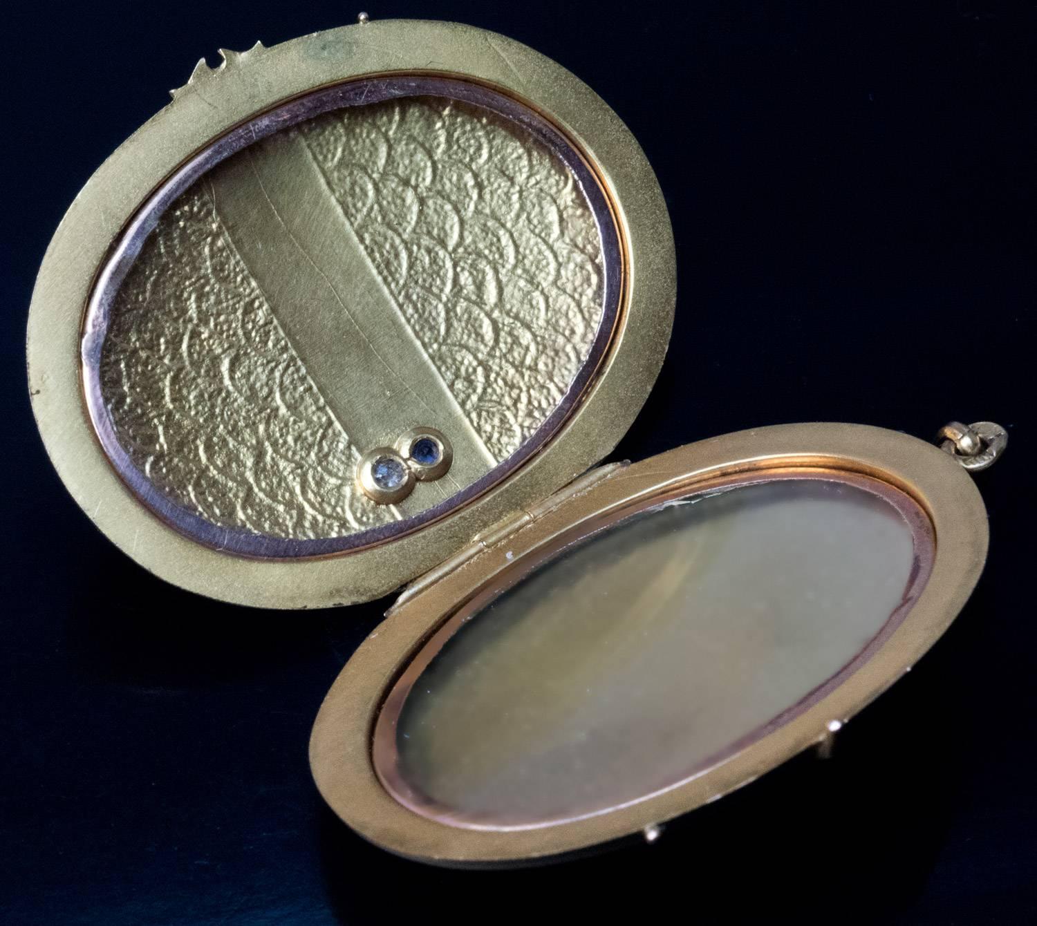 Women's Antique Jeweled Gold Locket Pendant