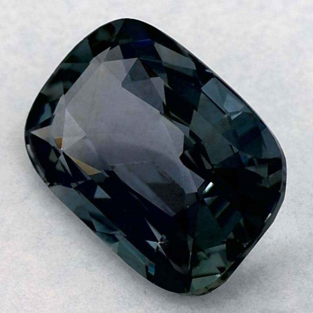 Taglio cuscino 2,00 Ct Zaffiro Verde Cuscino Gemma Sfusa in vendita