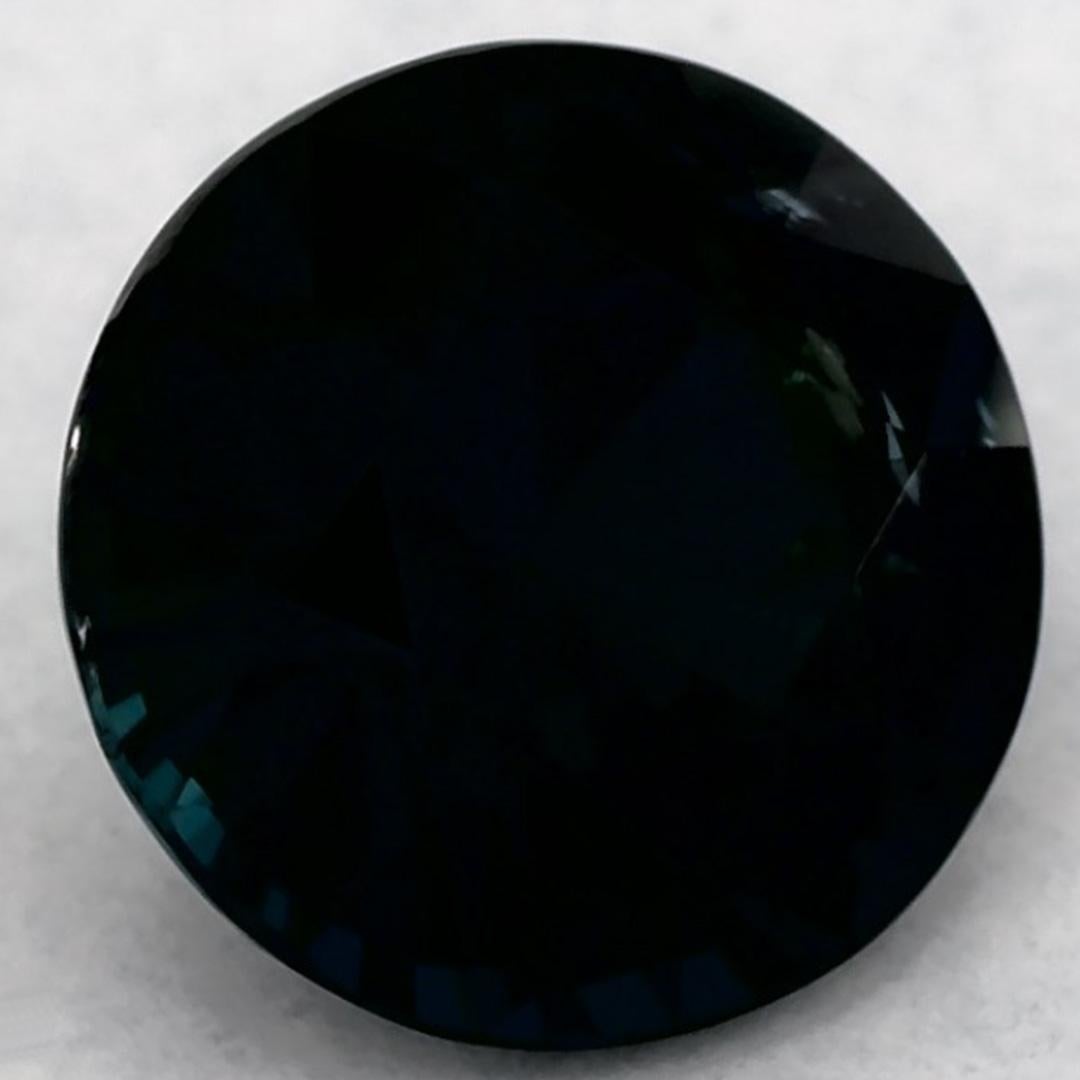 Pierre de naissance de septembre très précieuse, d'un vert ravissant. On pense qu'ils apportent chance et fortune dans la vie.

Explorez la vibrante collection d'émeraudes, de rubis et de saphirs de notre magasin, disponibles sous forme de pierres