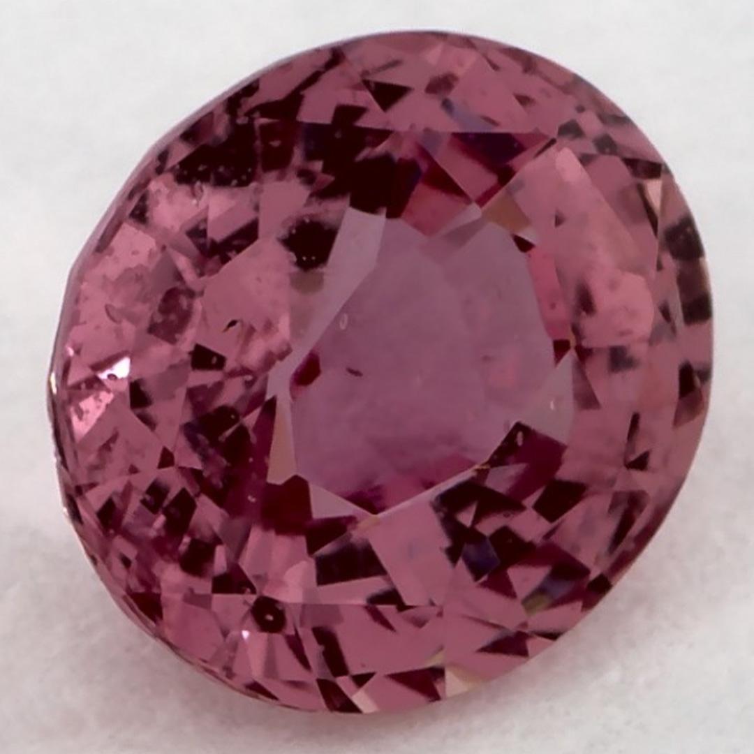 Una pietra natale di settembre molto preziosa con un delizioso colore rosa. Si ritiene che portino fortuna e fortuna alla vita.

Esplora la vivace collezione di smeraldi, rubini e zaffiri nel nostro negozio, disponibili come gemme sciolte e