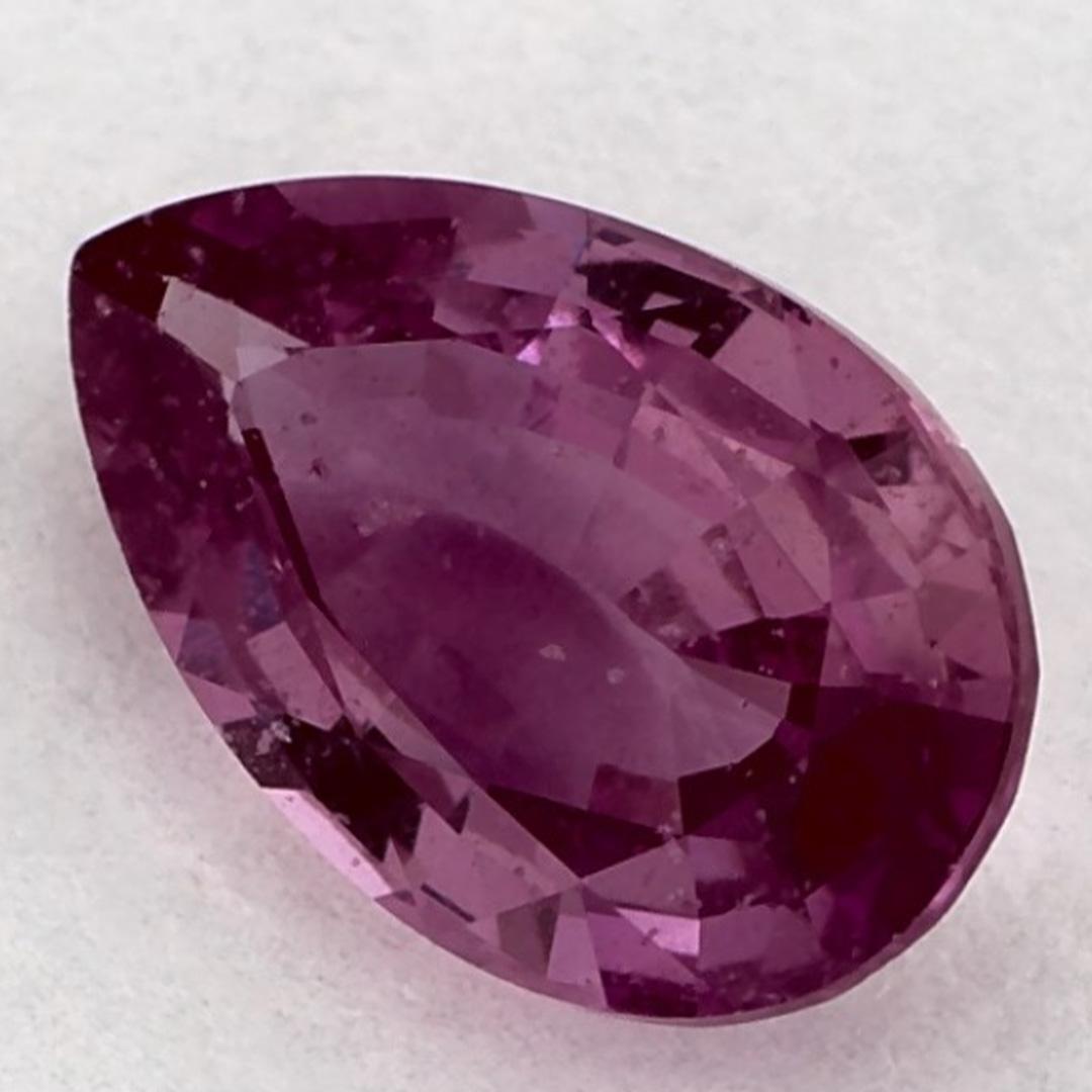 Una pietra natale di settembre molto preziosa con un delizioso colore rosa. Si ritiene che portino fortuna e fortuna alla vita.

Esplora la vivace collezione di smeraldi, rubini e zaffiri nel nostro negozio, disponibili come gemme sciolte e