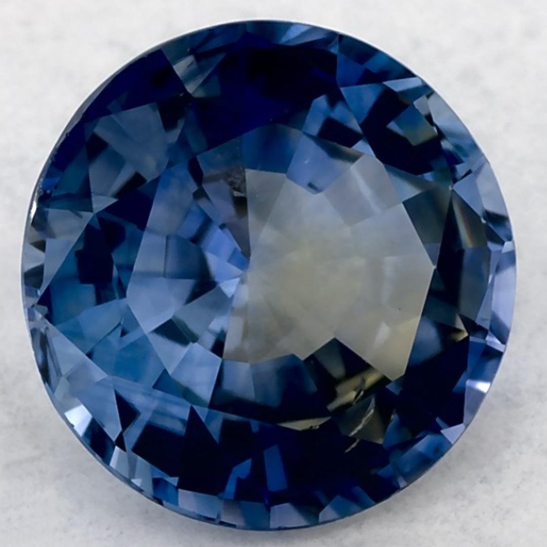 Una pietra natale di settembre molto preziosa con un delizioso colore blu. Si ritiene che portino fortuna e fortuna alla vita.

Esplora la vivace collezione di smeraldi, rubini e zaffiri nel nostro negozio, disponibili come gemme sciolte e