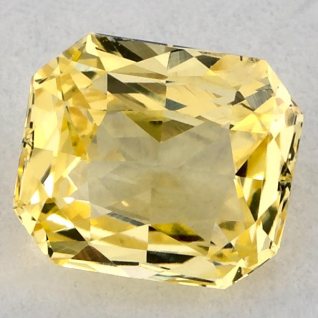 0.99 qt Zafiro Amarillo Octágono Gema Suelta Corte octogonal en venta