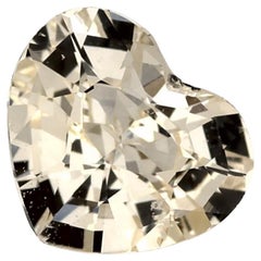0.79 Karat Gelber Saphir Herz Loser Edelstein