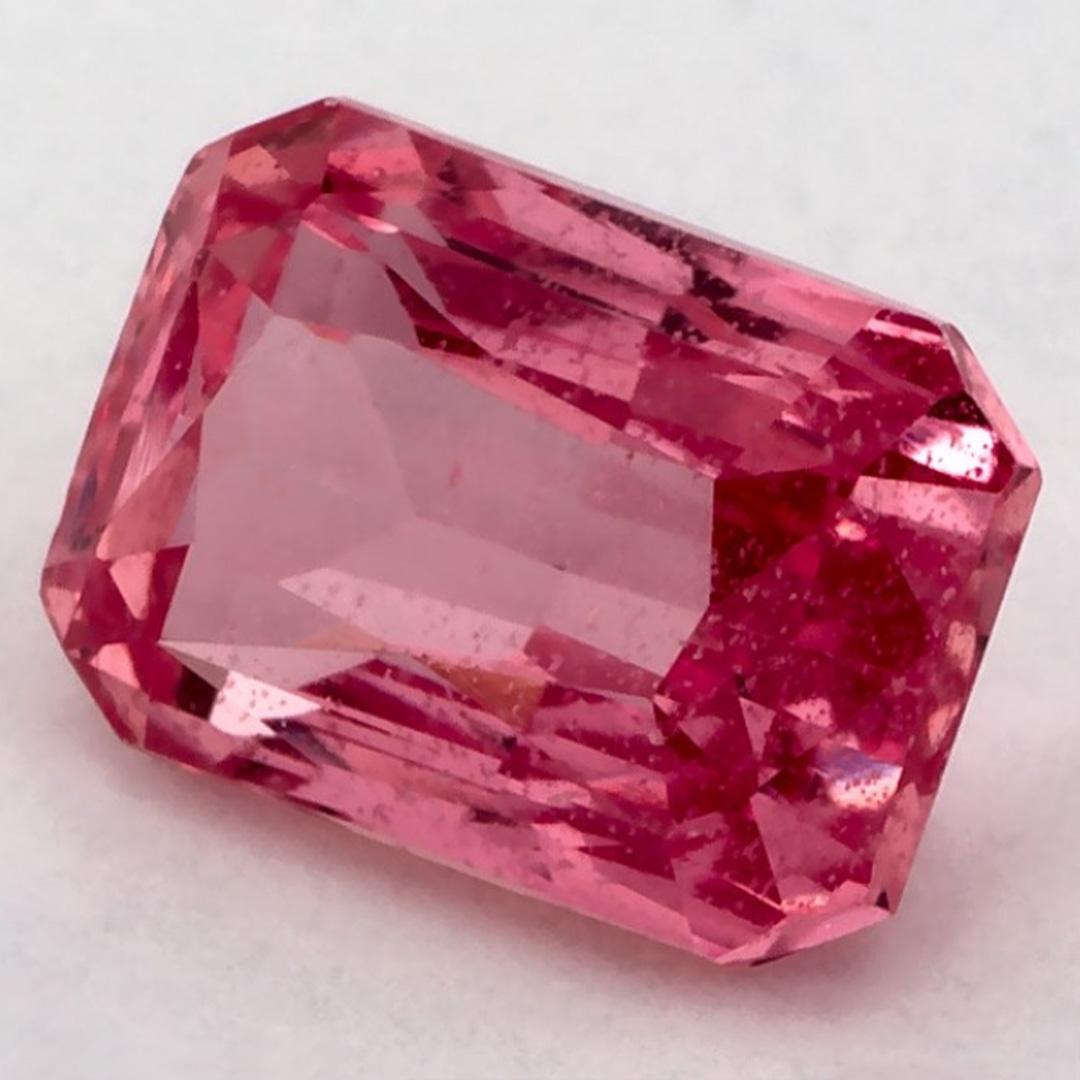 Gema suelta de zafiro rosa octogonal de 1.54 qt Corte octogonal en venta