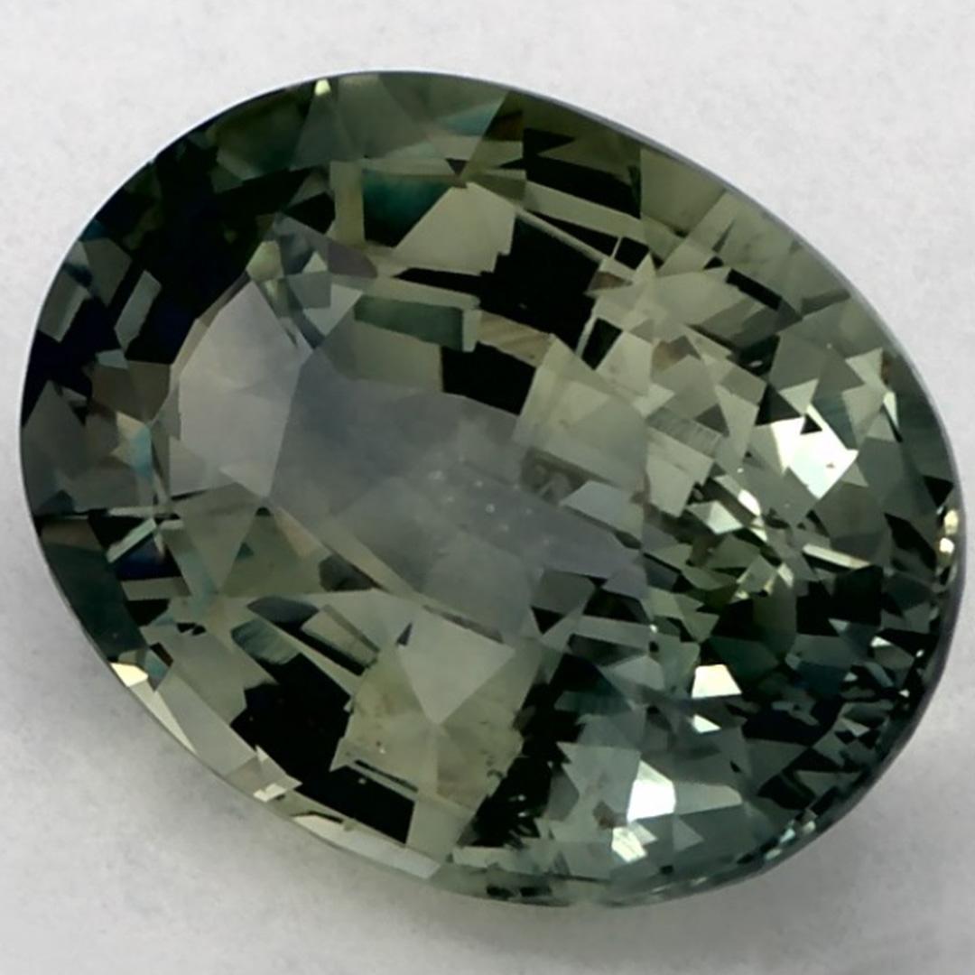 Taille ovale 3.38 Ct Green Sapphire Oval Loose Gemstone (Saphir vert ovale en vrac) en vente