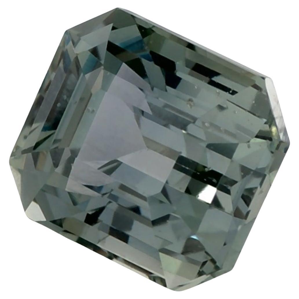 Una pietra natale di settembre molto preziosa con un delizioso colore verde. Si ritiene che portino fortuna e fortuna alla vita.

Esplora la vivace collezione di smeraldi, rubini e zaffiri nel nostro negozio, disponibili come gemme sciolte e