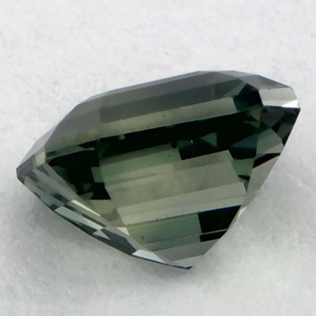 Gema suelta de zafiro verde octogonal de 1.04 qt en Nuevo estado para la venta en Fort Lee, NJ